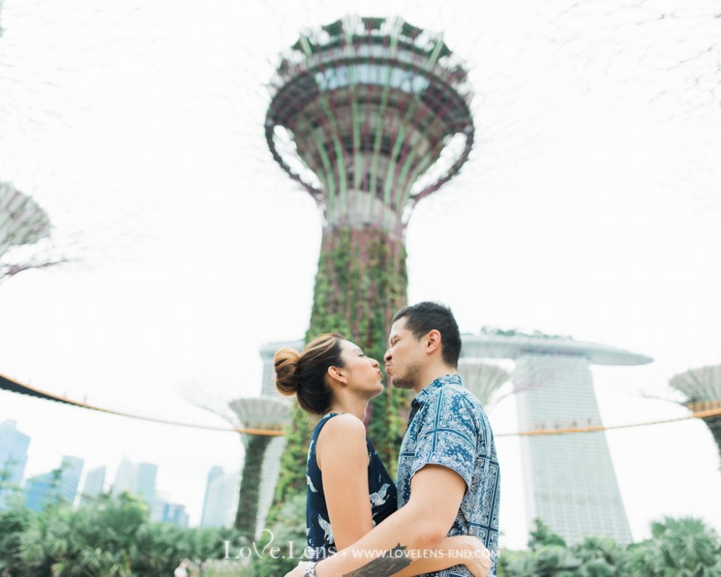 tyas mirasih travel to singapore with lovelens photography