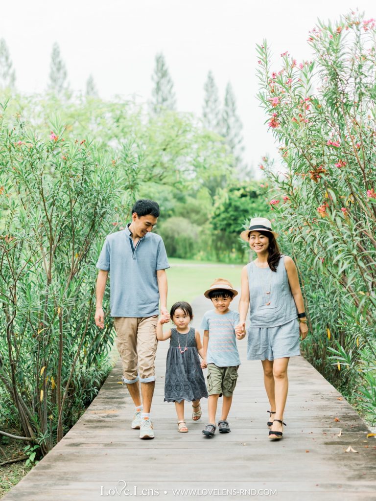 Yuko Kuroda Family in Singapore