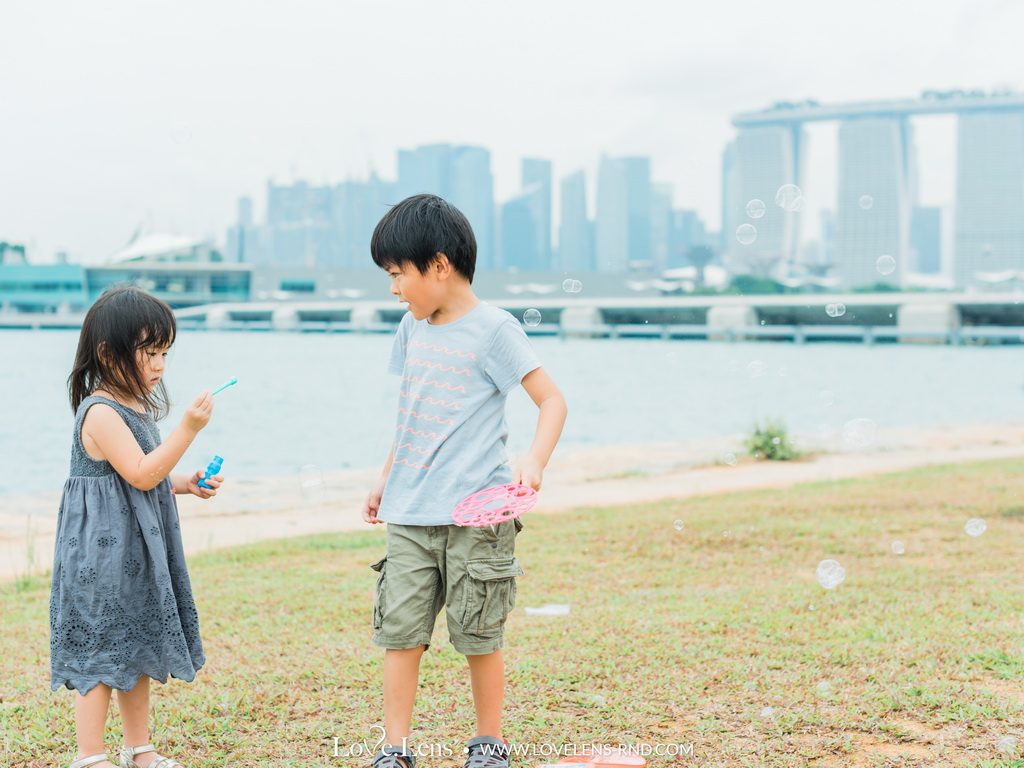 Yuko Kuroda Family in Singapore
