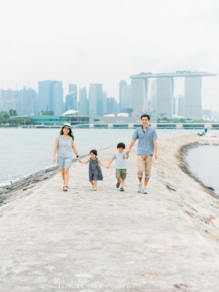 Yuko Kuroda Family in Singapore