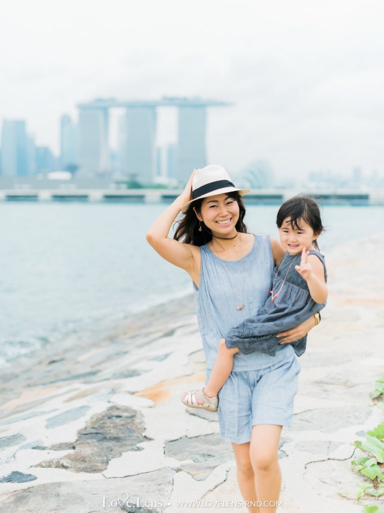 Yuko Kuroda Family in Singapore