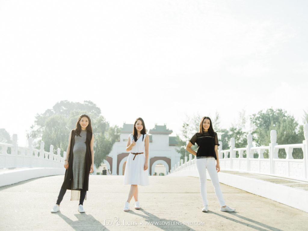 LOVELENS Fine Art Photography - Singapore Travel Photographer - Justine Widjojo, Felicia Lie and Sonia Susanto