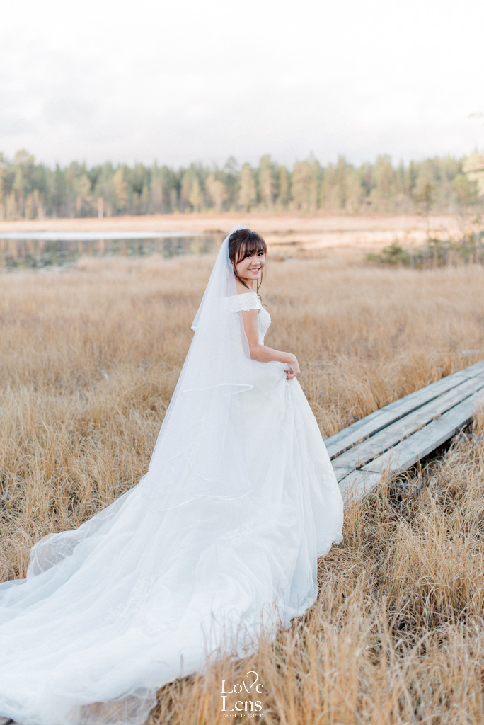 Norway Prewedding — LoveLens fine art photography Singapore — LoveLens