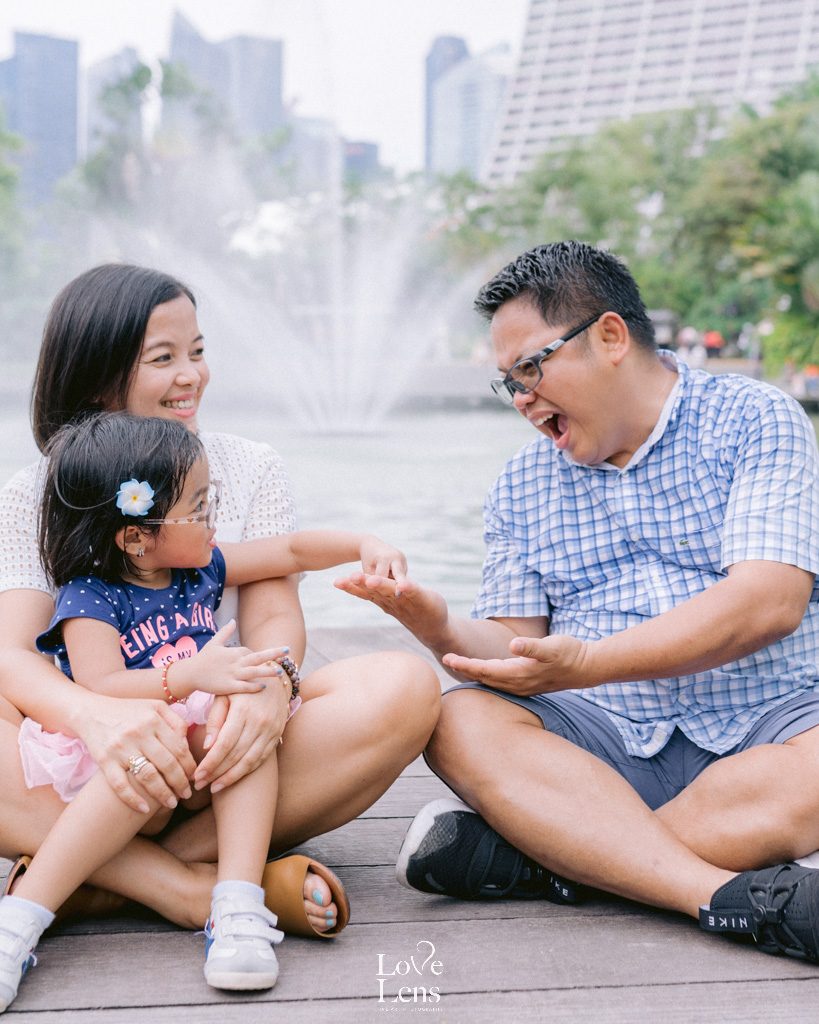 Singapore Holiday Photographer Pamilya — FAMILY PHOTOSHOOT — LoveLens travel photography — LoveLens