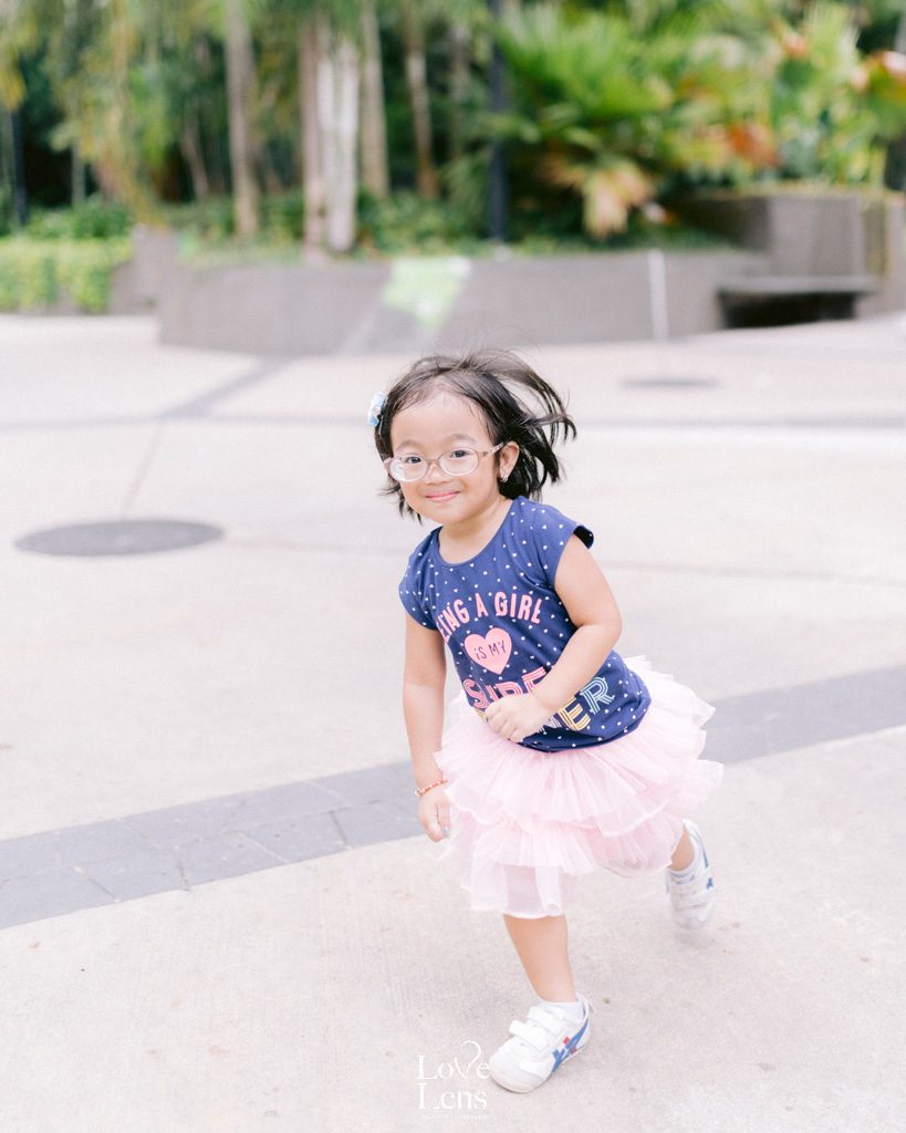 Singapore Holiday Photographer Pamilya — FAMILY PHOTOSHOOT — LoveLens travel photography — LoveLens