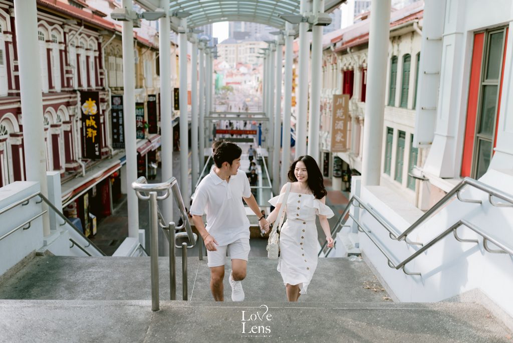 Couple Street Photography Singapore Photographer Lovelens Randy Theodorick And Claresta Fang 14 Of 33 — LOVE & CHEMISTRY — LoveLens travel photography — LoveLens