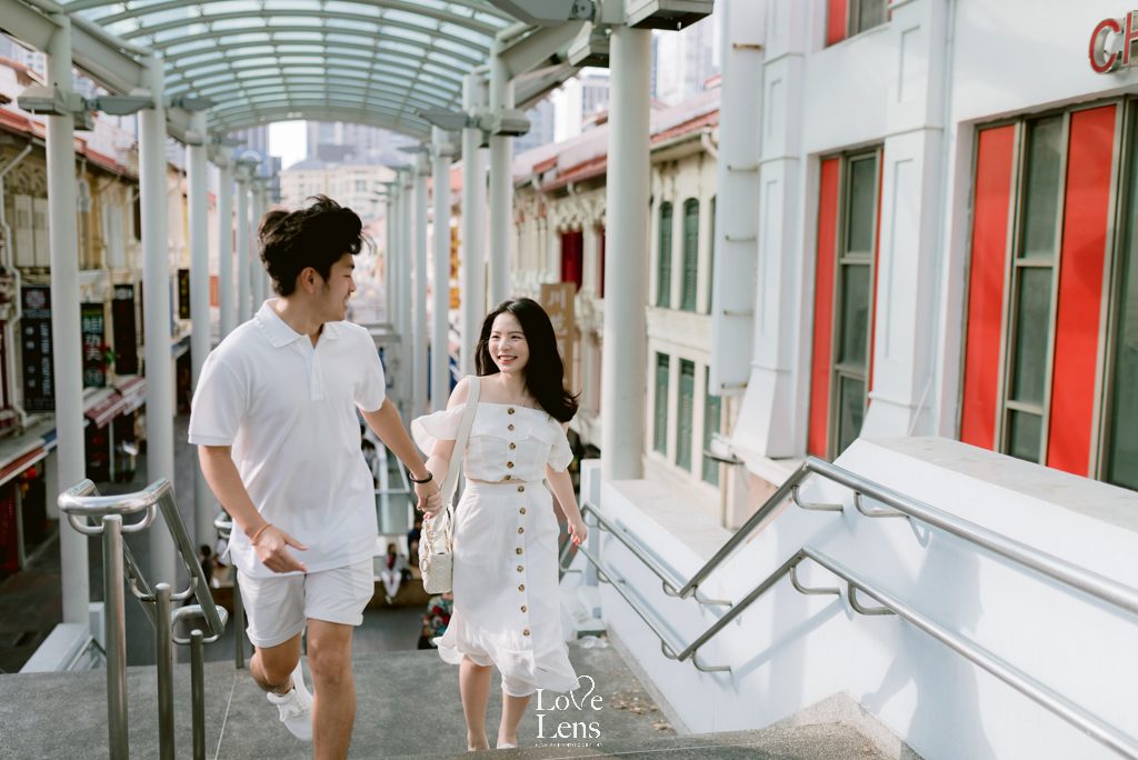 Couple Street Photography Singapore Photographer Lovelens Randy Theodorick And Claresta Fang 15 Of 33 — LOVE & CHEMISTRY — LoveLens travel photography — LoveLens