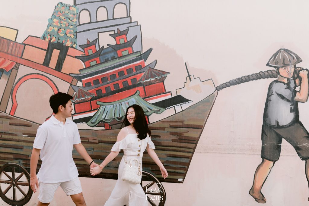 Couple Street Photography Singapore Photographer Lovelens Randy Theodorick And Claresta Fang 19 Of 33 — LOVE & CHEMISTRY — LoveLens travel photography — LoveLens
