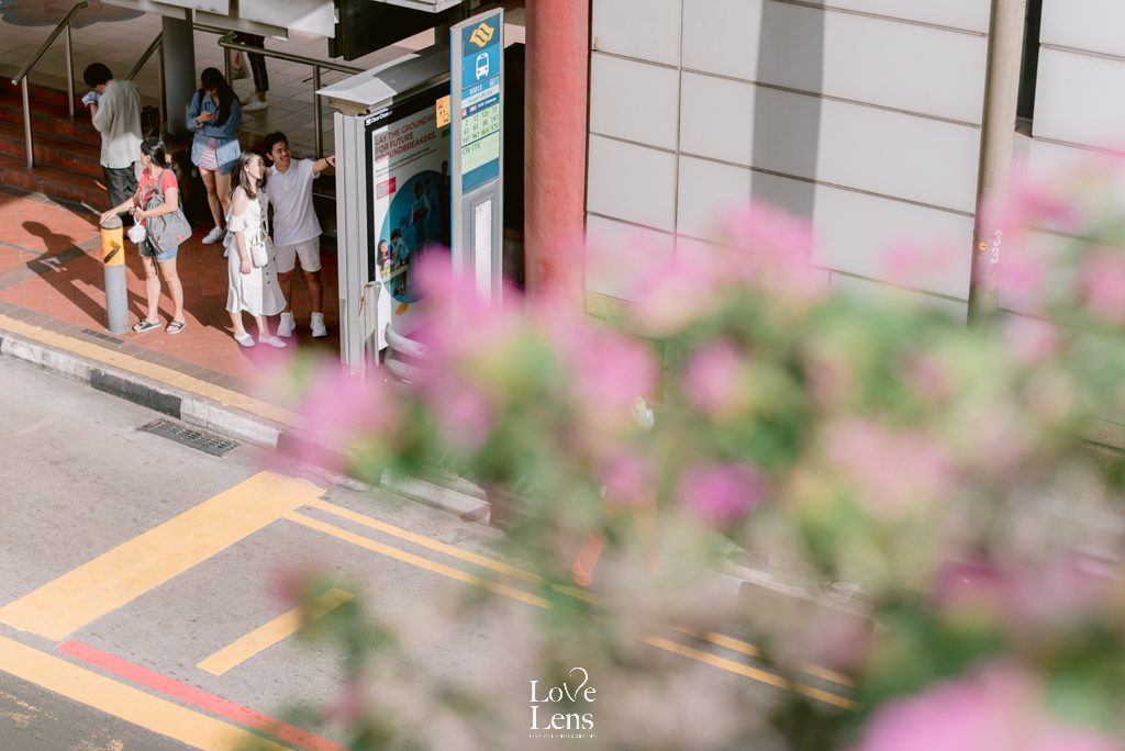 Couple Street Photography Singapore Photographer Lovelens Randy Theodorick And Claresta Fang 26 Of 33 — LOVE & CHEMISTRY — LoveLens travel photography — LoveLens
