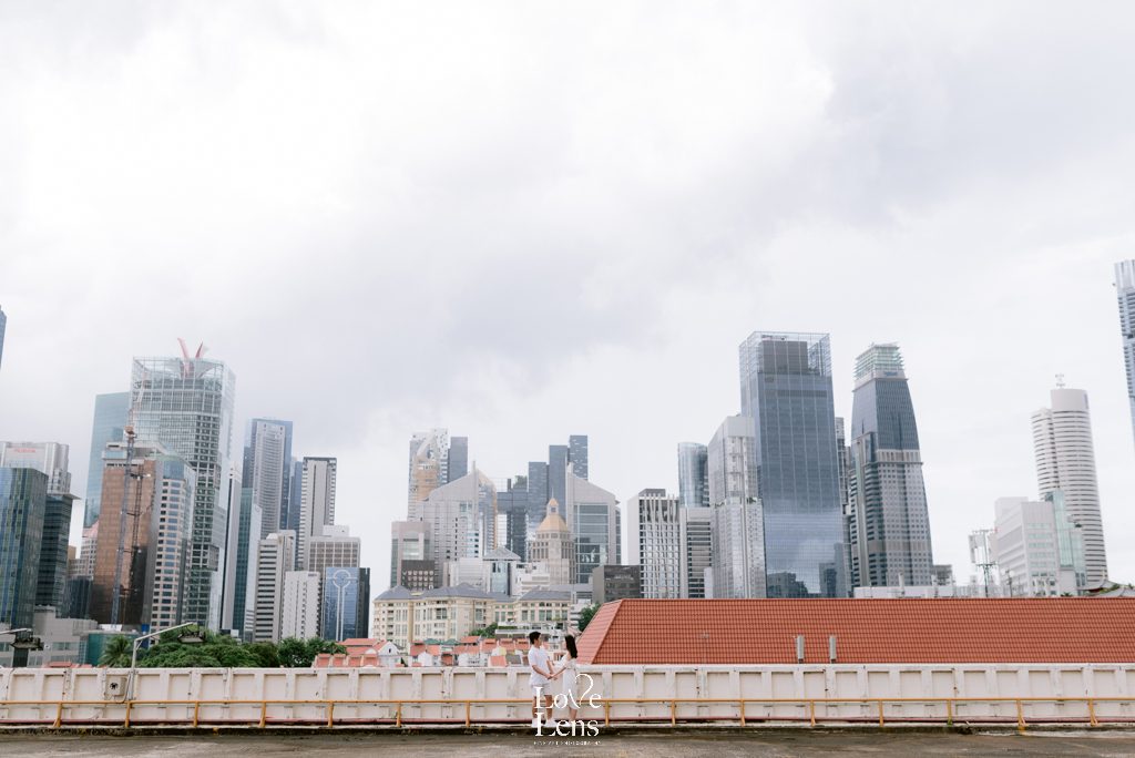 Couple Street Photography Singapore Photographer Lovelens Randy Theodorick And Claresta Fang 30 Of 33 — LOVE & CHEMISTRY — LoveLens travel photography — LoveLens