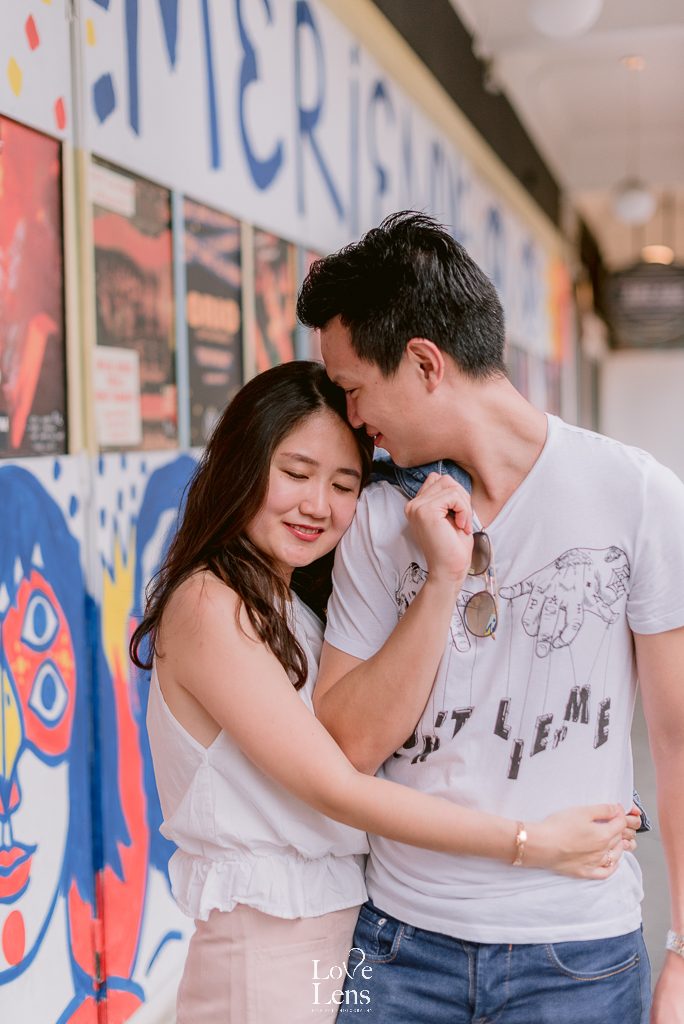 couple street photography singapore