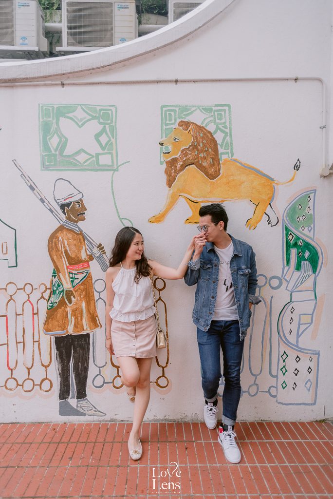 couple street photography singapore