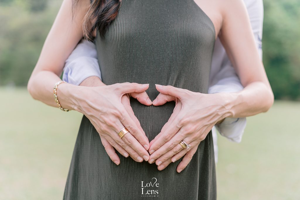 maternity photographer singapore