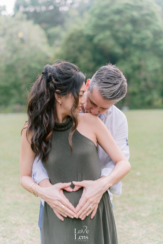 maternity photographer singapore