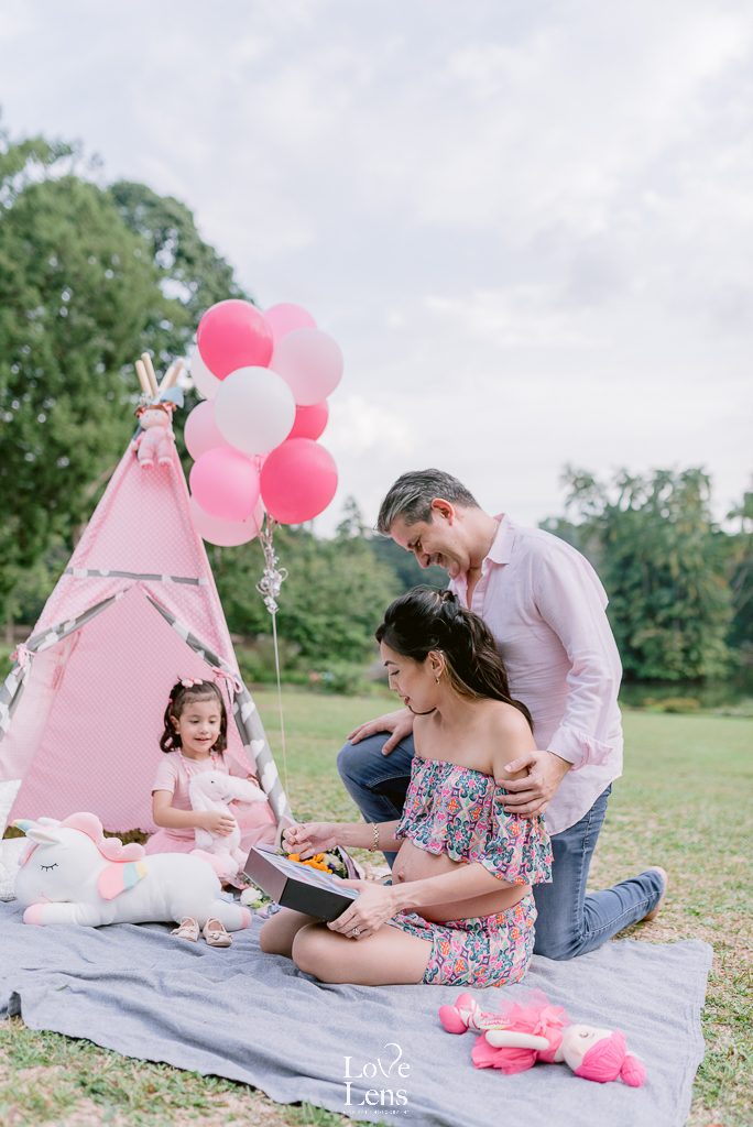 maternity photographer singapore