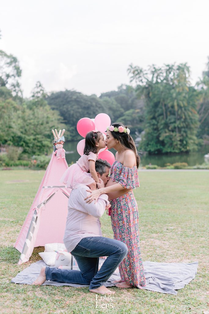 maternity photographer singapore