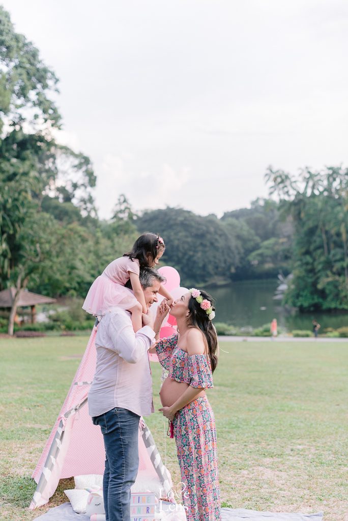 maternity photographer singapore