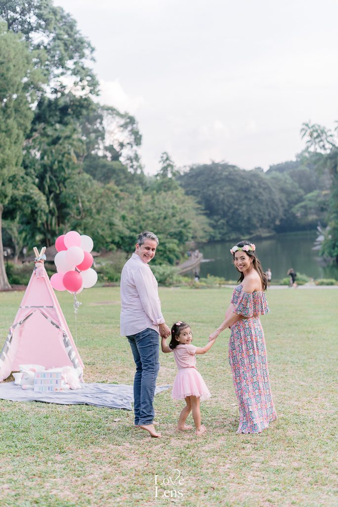 maternity photographer singapore
