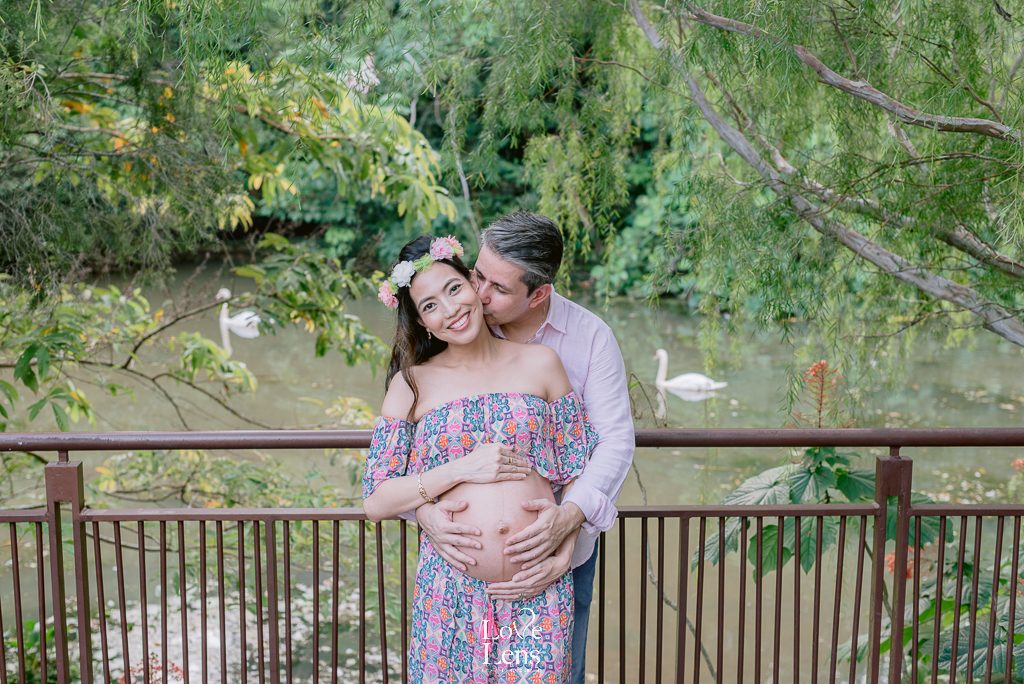 maternity photographer singapore