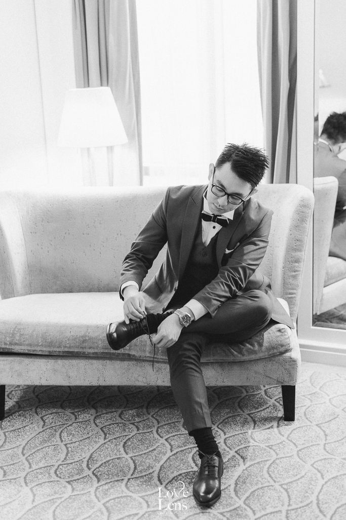 actual day wedding photographer