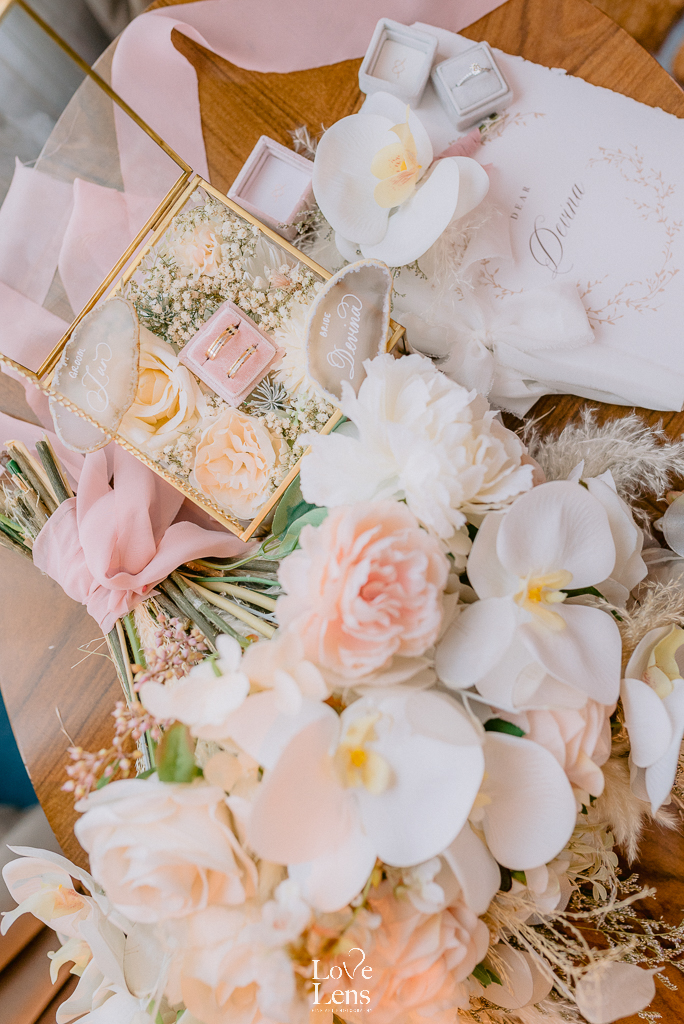 pastel wedding details