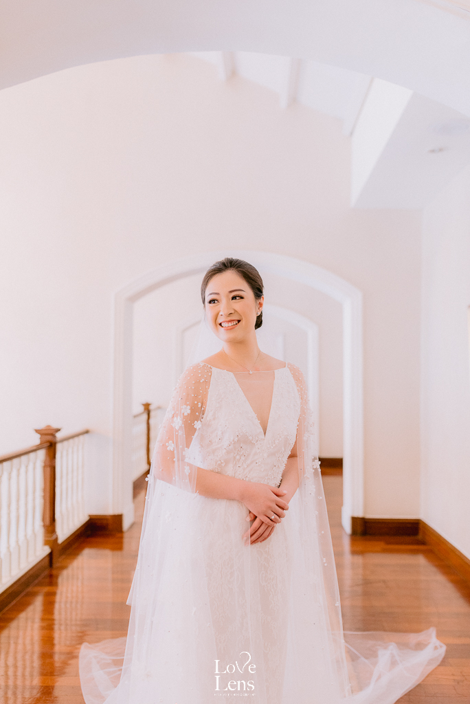 wedding first look