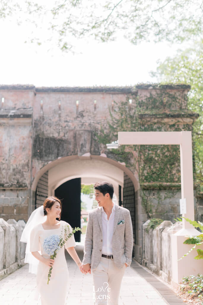 expat living in singapore