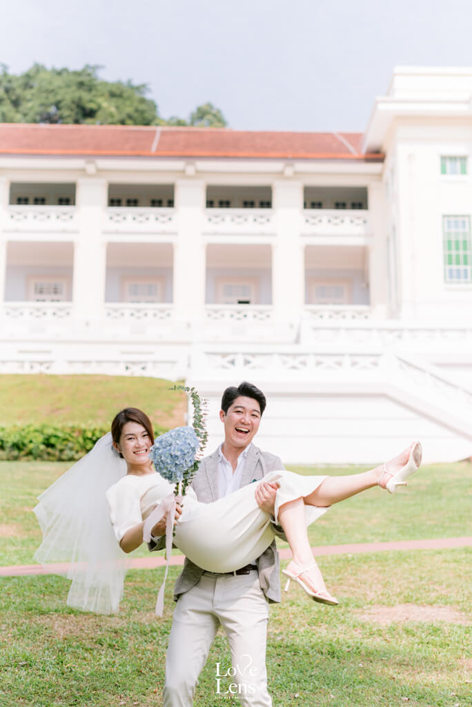 expat wedding photographer