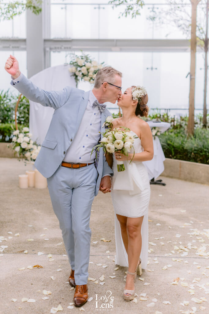 bride and groom portrait