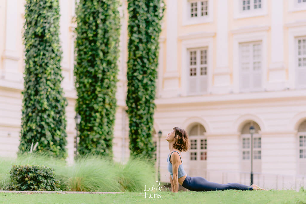 yoga photoshoot singapore at fullerton hotel