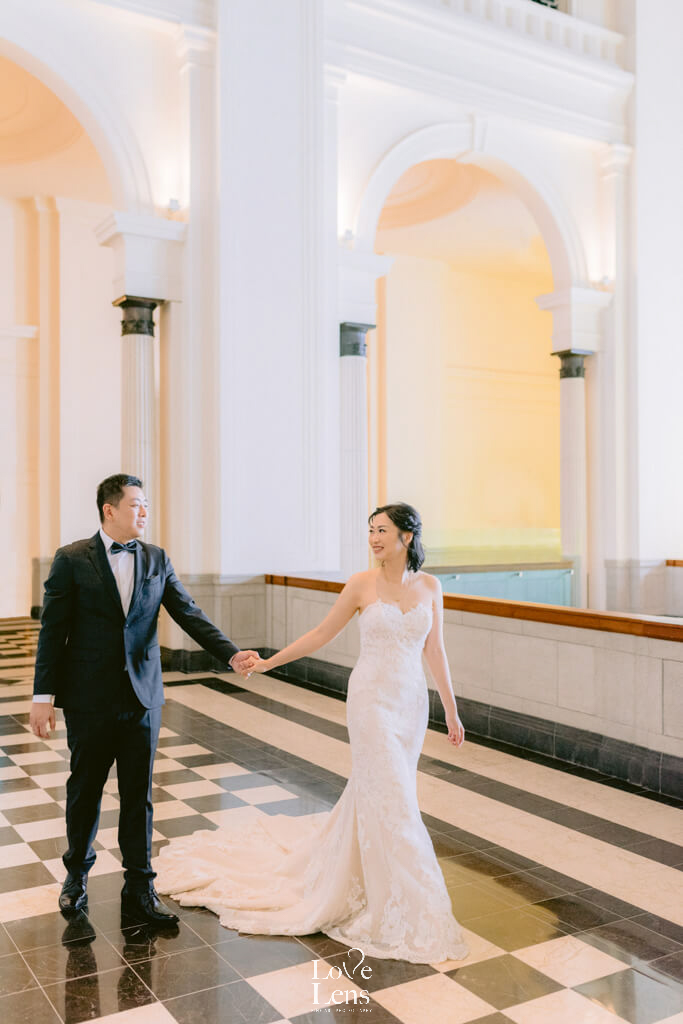 couple photoshoot in national gallery singapore