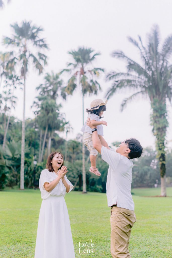 Best Family photographer - lovelens fine art photography singapore
