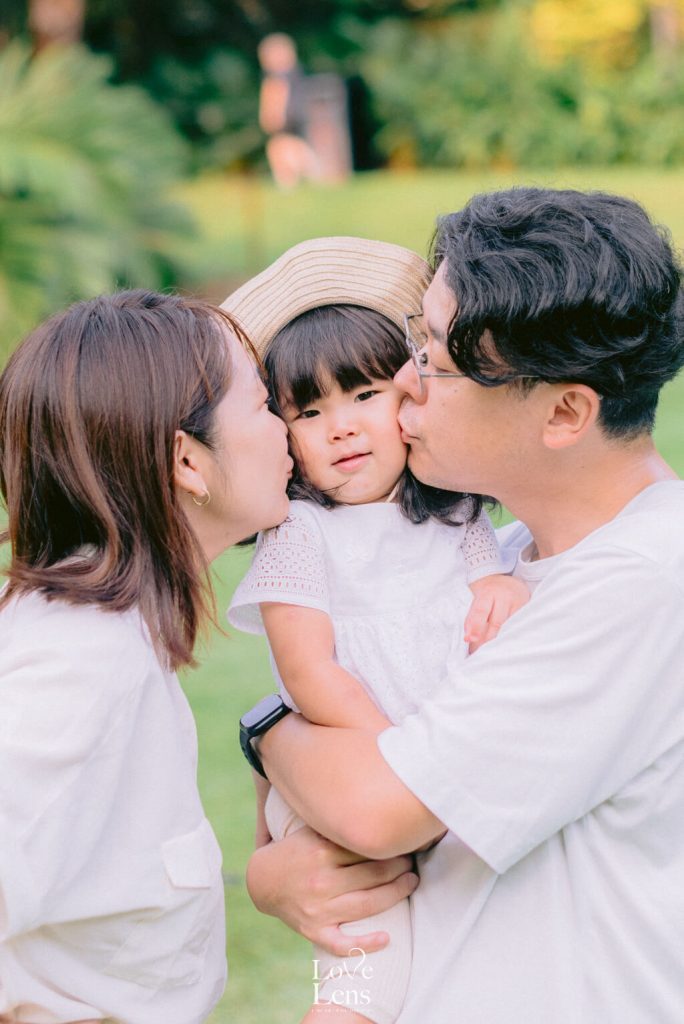 Best Family photographer - lovelens fine art photography singapore
