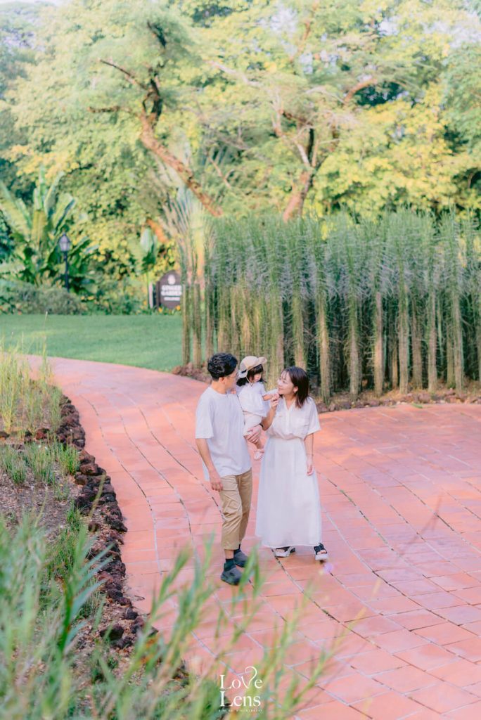 Best Family photographer - lovelens fine art photography singapore